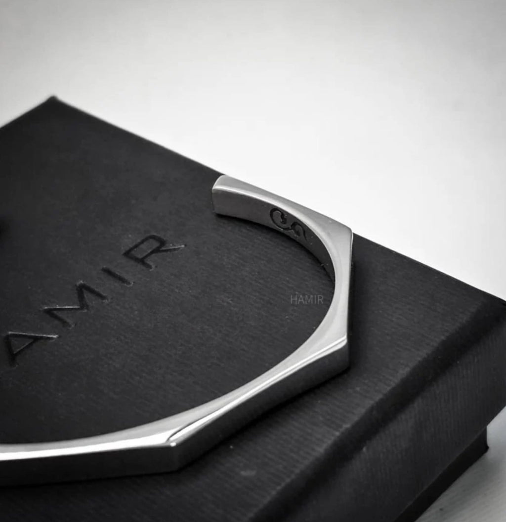 Hexagon 💎 Diamond Cut Hand Cuff – Bold, Stylish & Timeless